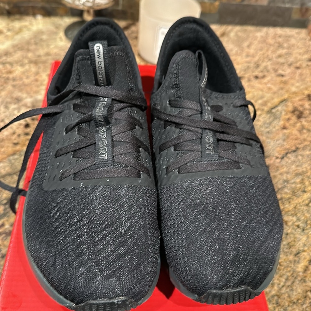 New Balance DynaSoft Sport V2 - Picture 2 of 5